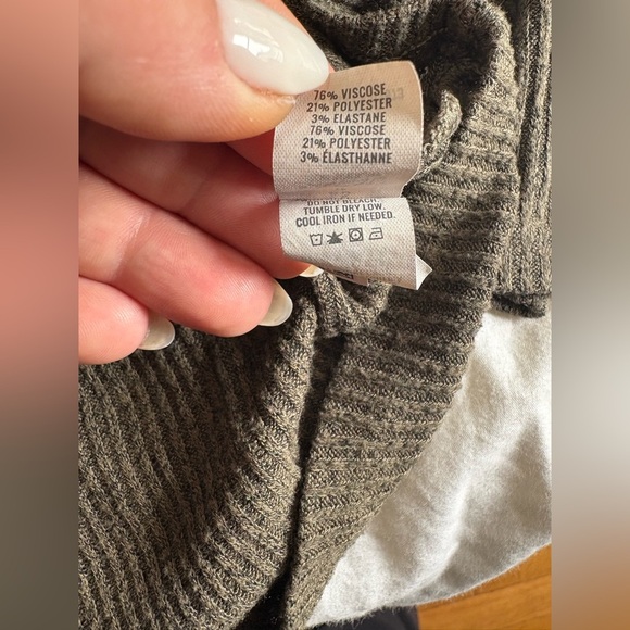 Aerie green ribbed Henley long sleeve shorts onesie romper XS oversized - Picture 9 of 10